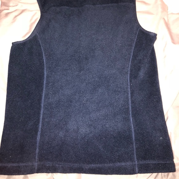 Vineyard vines fleece vest size XS - Picture 4 of 4